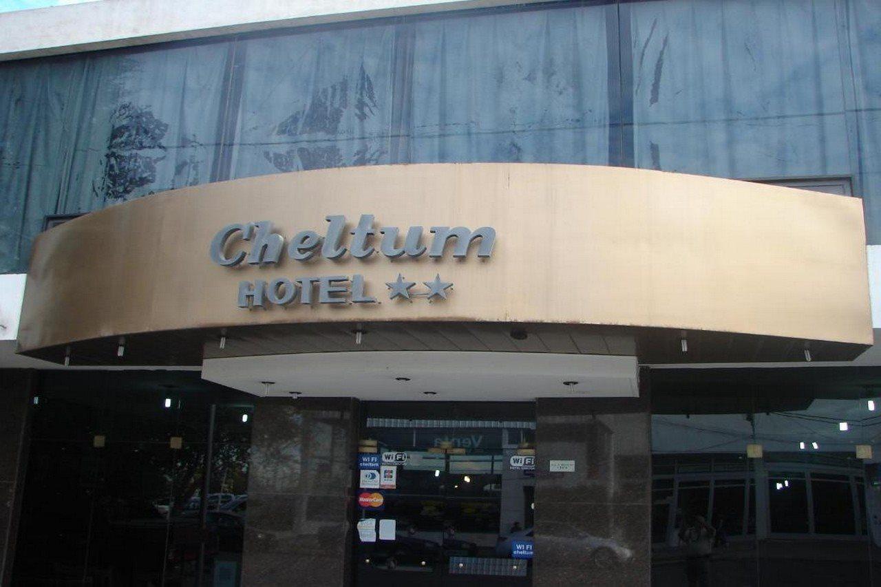 Cheltum Hotel Trelew Exterior foto