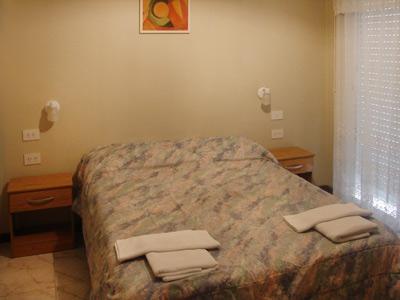 Cheltum Hotel Trelew Exterior foto